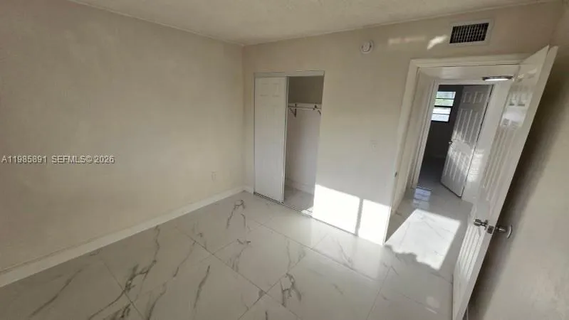208 Avondale Dr 11, Pompano Beach, Florida 33060, Pompano Beach, Florida 33060, 3 Bedrooms Bedrooms, ,1 BathroomBathrooms,Residential Lease,For Rent,208 Avondale Dr 11, Pompano Beach, Florida 33060,A11985891