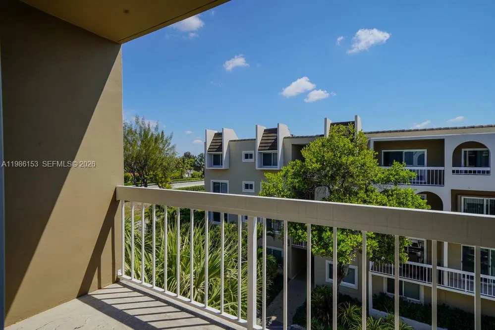 7920 Camino Real M-401, Miami, Florida 33143, Miami, Florida 33143, 2 Bedrooms Bedrooms, ,1 BathroomBathrooms,Residential Lease,For Rent,7920 Camino Real M-401, Miami, Florida 33143,A11986153