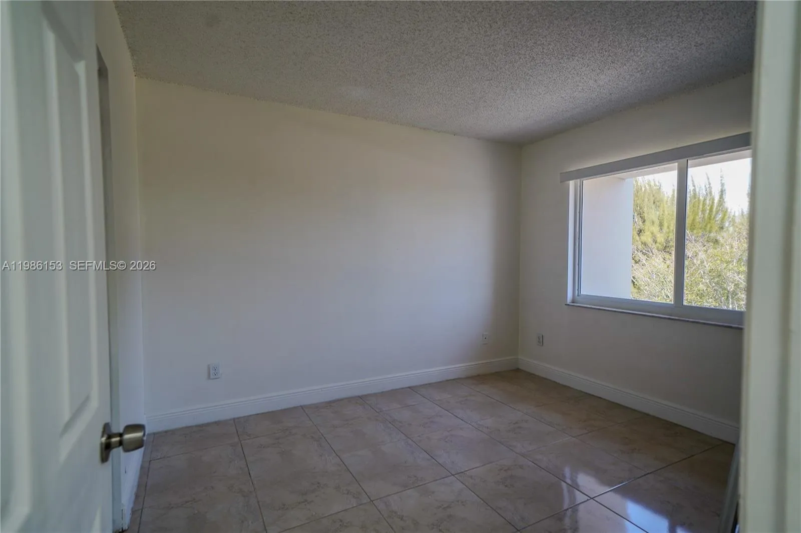 7920 Camino Real M-401, Miami, Florida 33143, Miami, Florida 33143, 2 Bedrooms Bedrooms, ,1 BathroomBathrooms,Residential Lease,For Rent,7920 Camino Real M-401, Miami, Florida 33143,A11986153