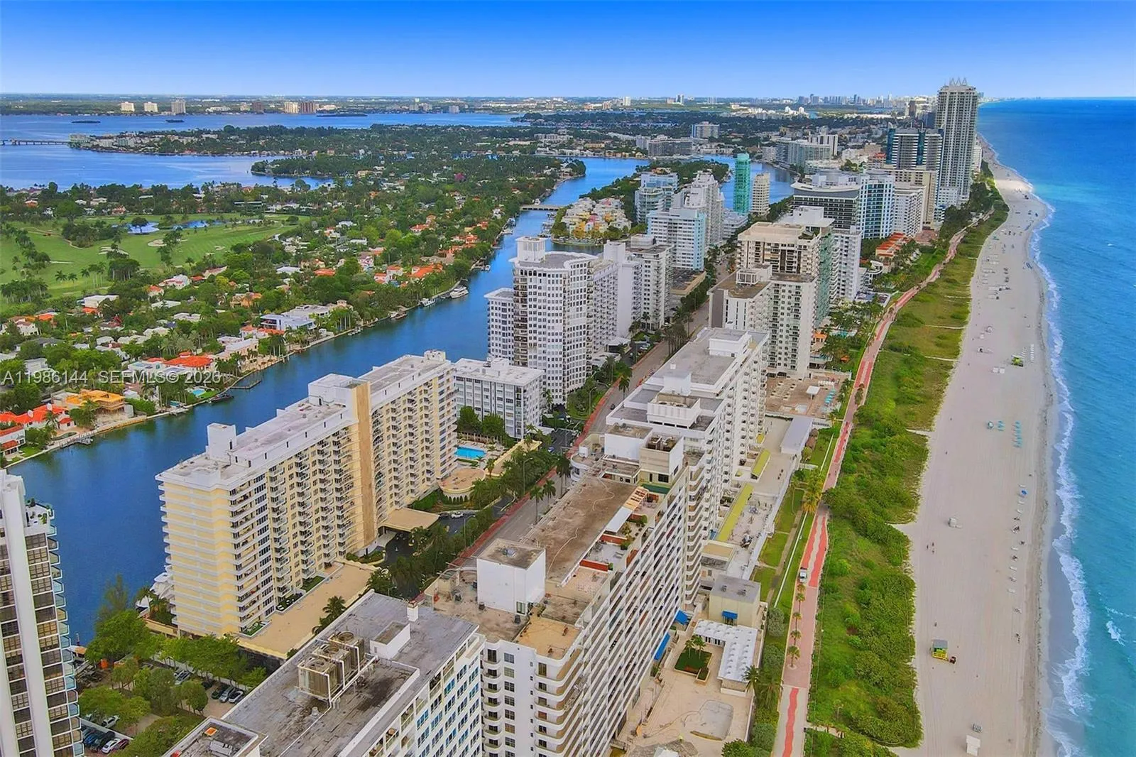 5600 Collins Ave 17v, Miami Beach, Florida 33140, Miami Beach, Florida 33140, 2 Bedrooms Bedrooms, ,2 BathroomsBathrooms,Residential Lease,For Rent,5600 Collins Ave 17v, Miami Beach, Florida 33140,A11986144