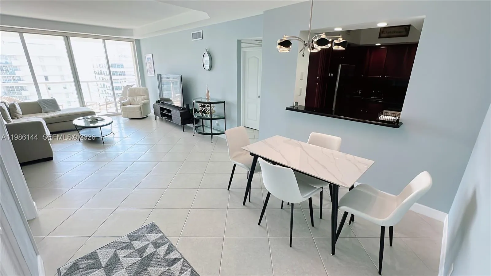 5600 Collins Ave 17v, Miami Beach, Florida 33140, Miami Beach, Florida 33140, 2 Bedrooms Bedrooms, ,2 BathroomsBathrooms,Residential Lease,For Rent,5600 Collins Ave 17v, Miami Beach, Florida 33140,A11986144
