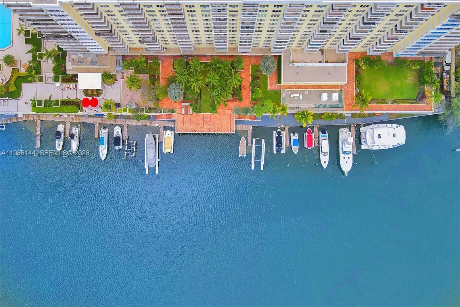 5600 Collins Ave 17v, Miami Beach, Florida 33140, Miami Beach, Florida 33140, 2 Bedrooms Bedrooms, ,2 BathroomsBathrooms,Residential Lease,For Rent,5600 Collins Ave 17v, Miami Beach, Florida 33140,A11986144