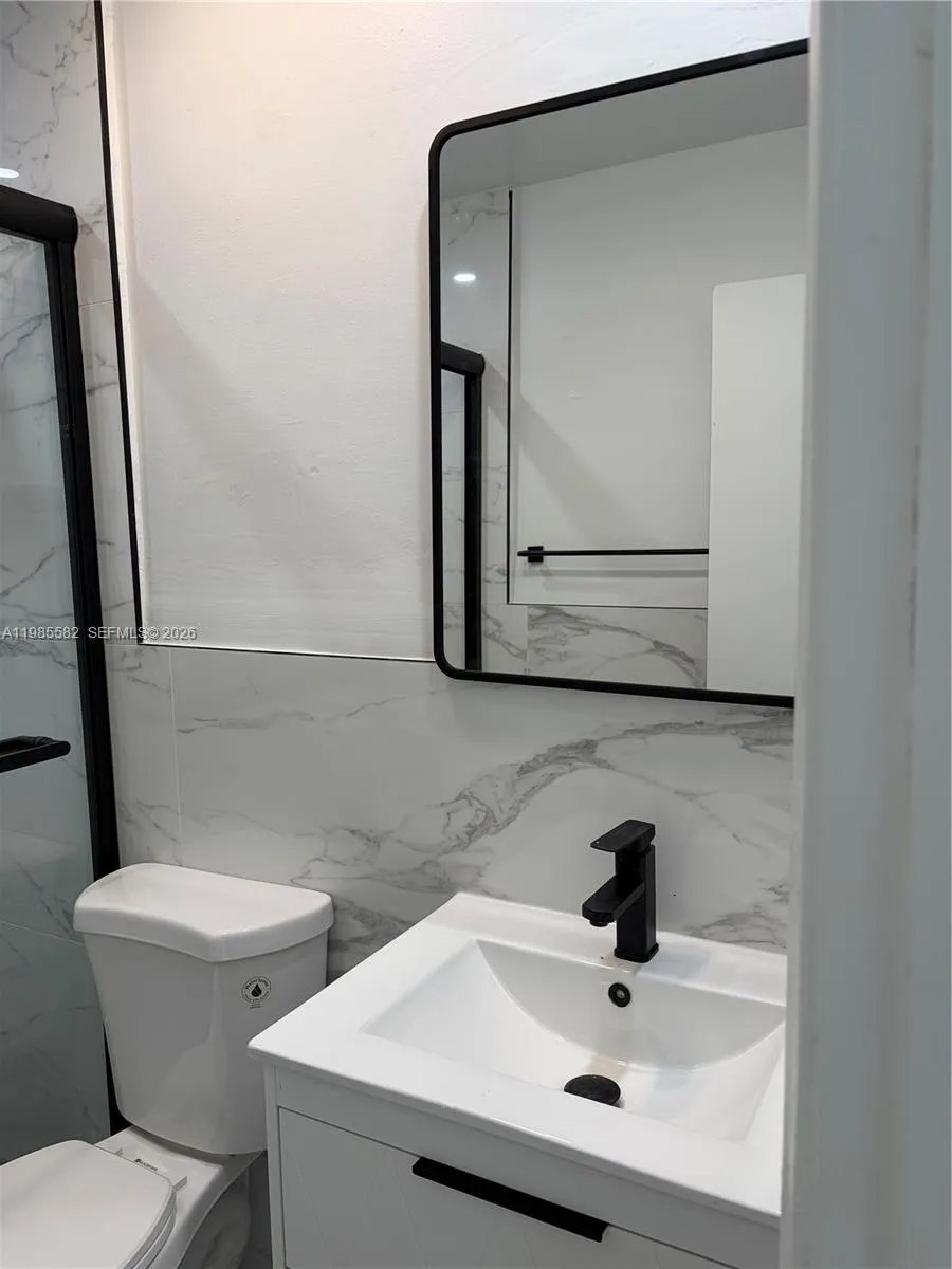 6172 Sw 44th St 1, Davie, Florida 33314, Davie, Florida 33314, 2 Bedrooms Bedrooms, ,1 BathroomBathrooms,Residential Lease,For Rent,6172 Sw 44th St 1, Davie, Florida 33314,A11985582