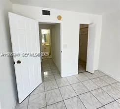 16950 W Dixie Hwy A128 Hwy A128, North Miami Beach, North Miami Beach, Florida 33160, 1 Bedroom Bedrooms, ,1 BathroomBathrooms,Residential,For Sale,16950 W Dixie Hwy A128 Hwy A128, North Miami Beach,A11985043
