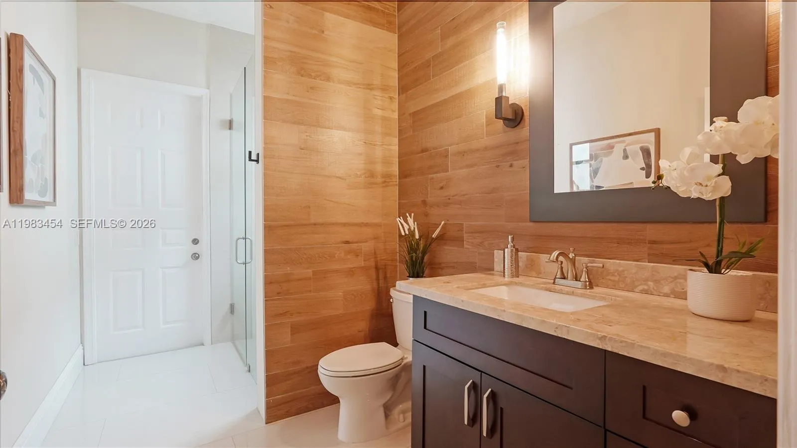 1646 Victoria Pointe Ln, Weston, Florida 33327, Weston, Florida 33327, 4 Bedrooms Bedrooms, ,4 BathroomsBathrooms,Residential,For Sale,1646 Victoria Pointe Ln, Weston, Florida 33327,A11983454