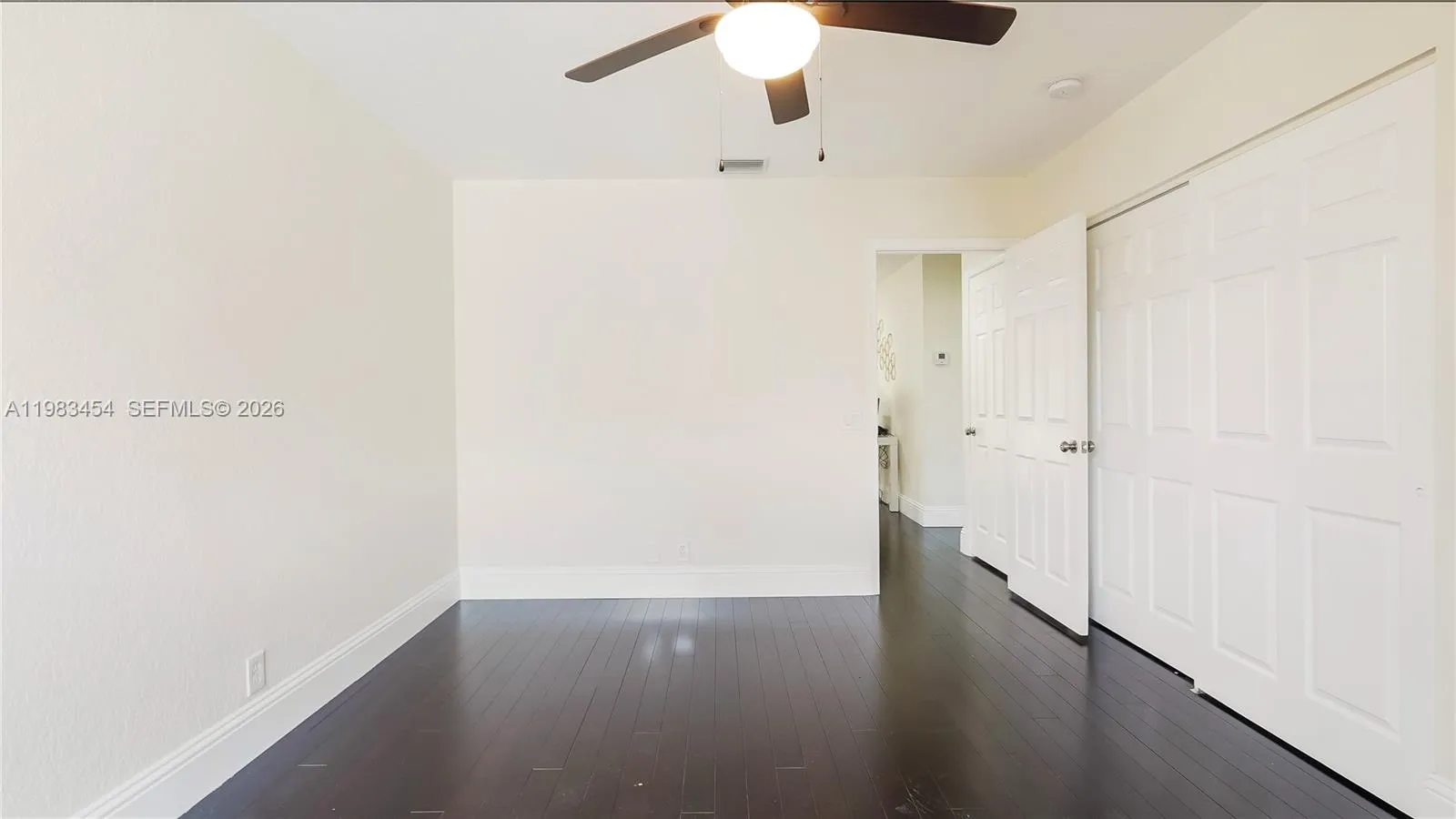 1646 Victoria Pointe Ln, Weston, Florida 33327, Weston, Florida 33327, 4 Bedrooms Bedrooms, ,4 BathroomsBathrooms,Residential,For Sale,1646 Victoria Pointe Ln, Weston, Florida 33327,A11983454