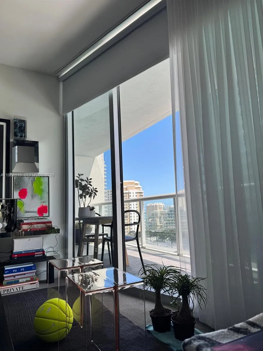 475 Brickell Ave 1711, Miami, Florida 33131, Miami, Florida 33131, 1 Bedroom Bedrooms, ,1 BathroomBathrooms,Residential Lease,For Rent,475 Brickell Ave 1711, Miami, Florida 33131,A11986010 475 Brickell Ave 1711, Miami, Florida 33131, Miami, Florida 33131, 1 Bedroom Bedrooms, ,1 BathroomBathrooms,Residential Lease,For Rent,475 Brickell Ave 1711, Miami, Florida 33131,A11986010