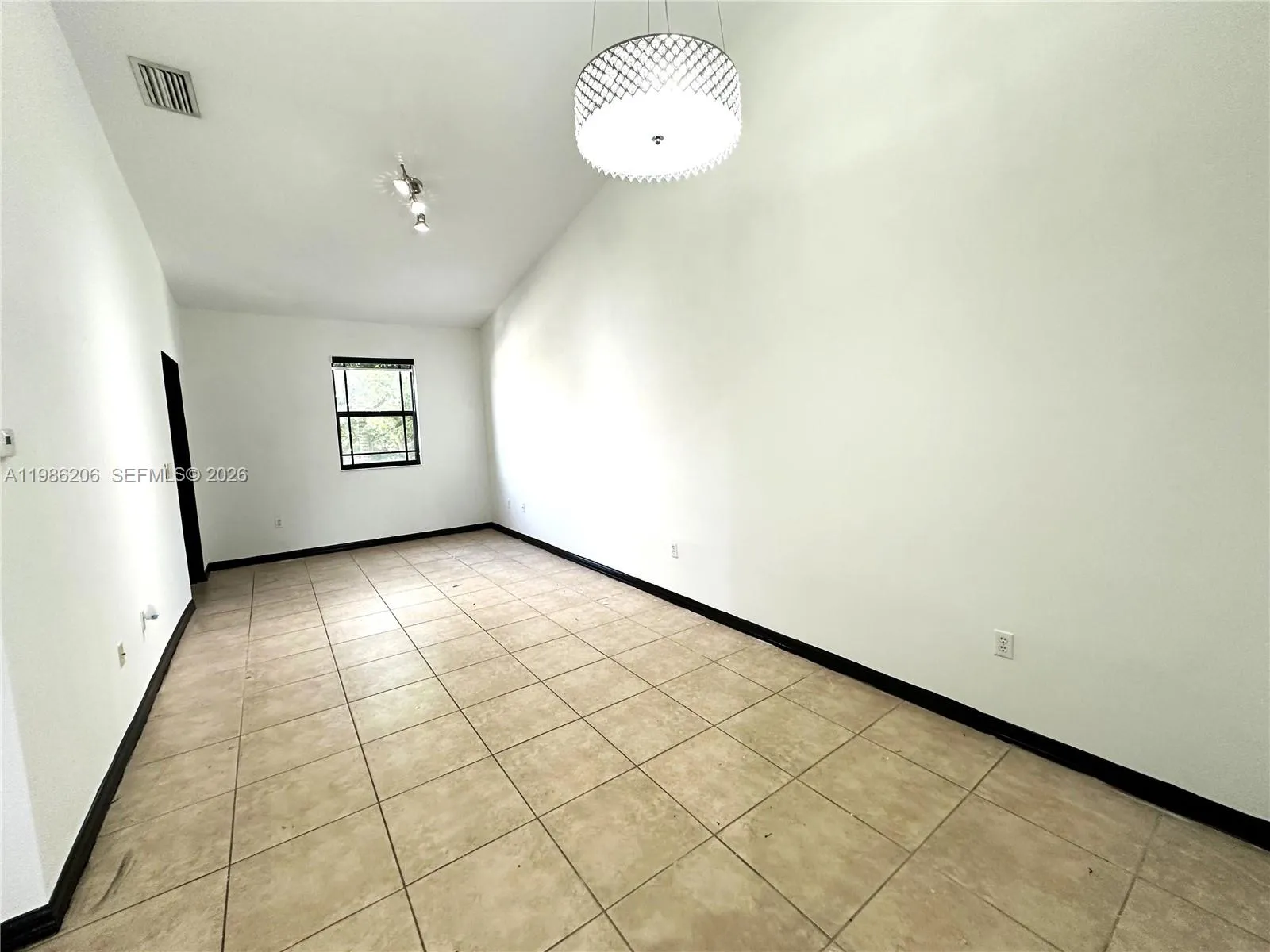 3550 Ne 5th St 202, Homestead, Florida 33033, Homestead, Florida 33033, 2 Bedrooms Bedrooms, ,2 BathroomsBathrooms,Residential Lease,For Rent,3550 Ne 5th St 202, Homestead, Florida 33033,A11986206