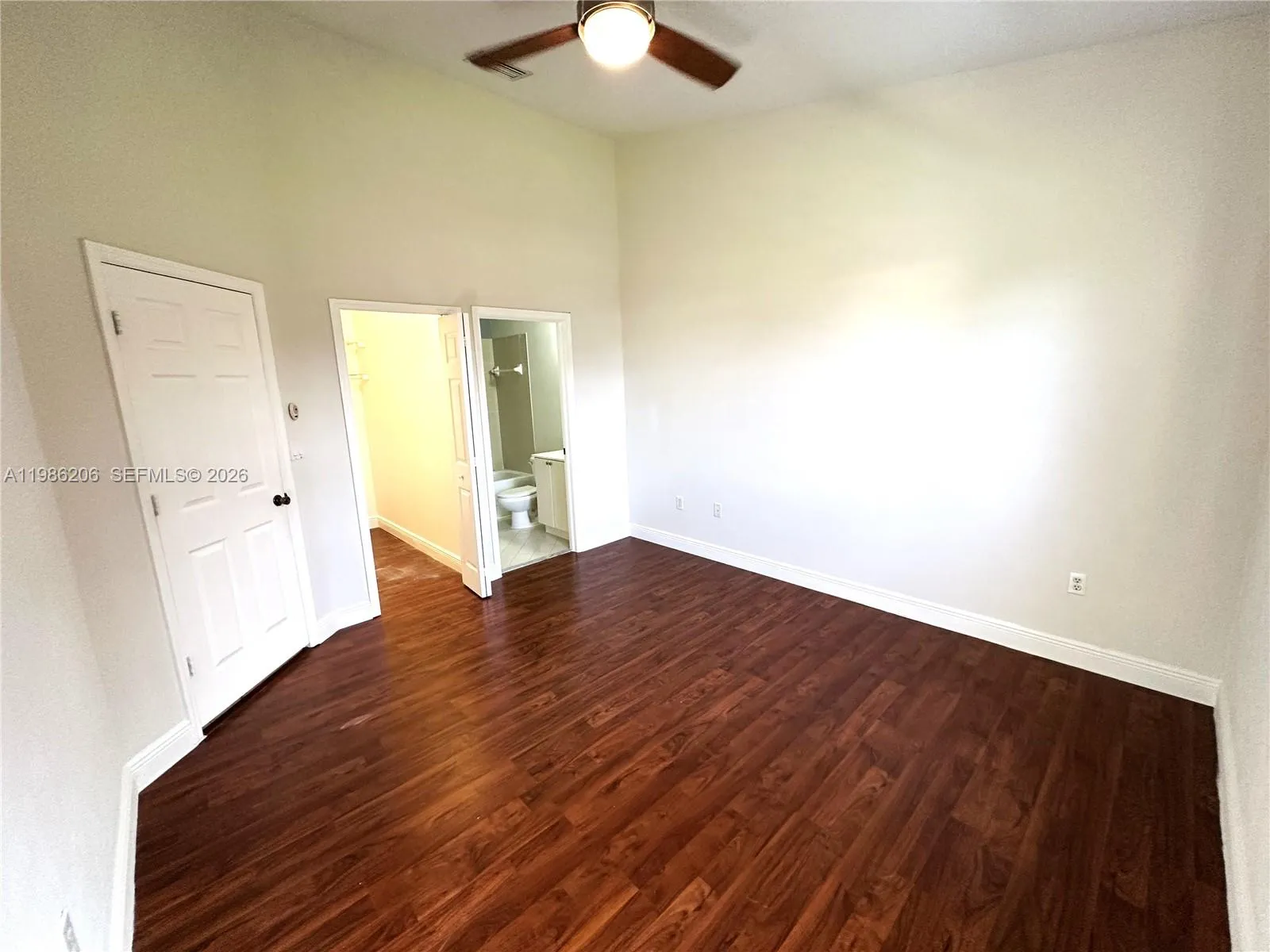 3550 Ne 5th St 202, Homestead, Florida 33033, Homestead, Florida 33033, 2 Bedrooms Bedrooms, ,2 BathroomsBathrooms,Residential Lease,For Rent,3550 Ne 5th St 202, Homestead, Florida 33033,A11986206