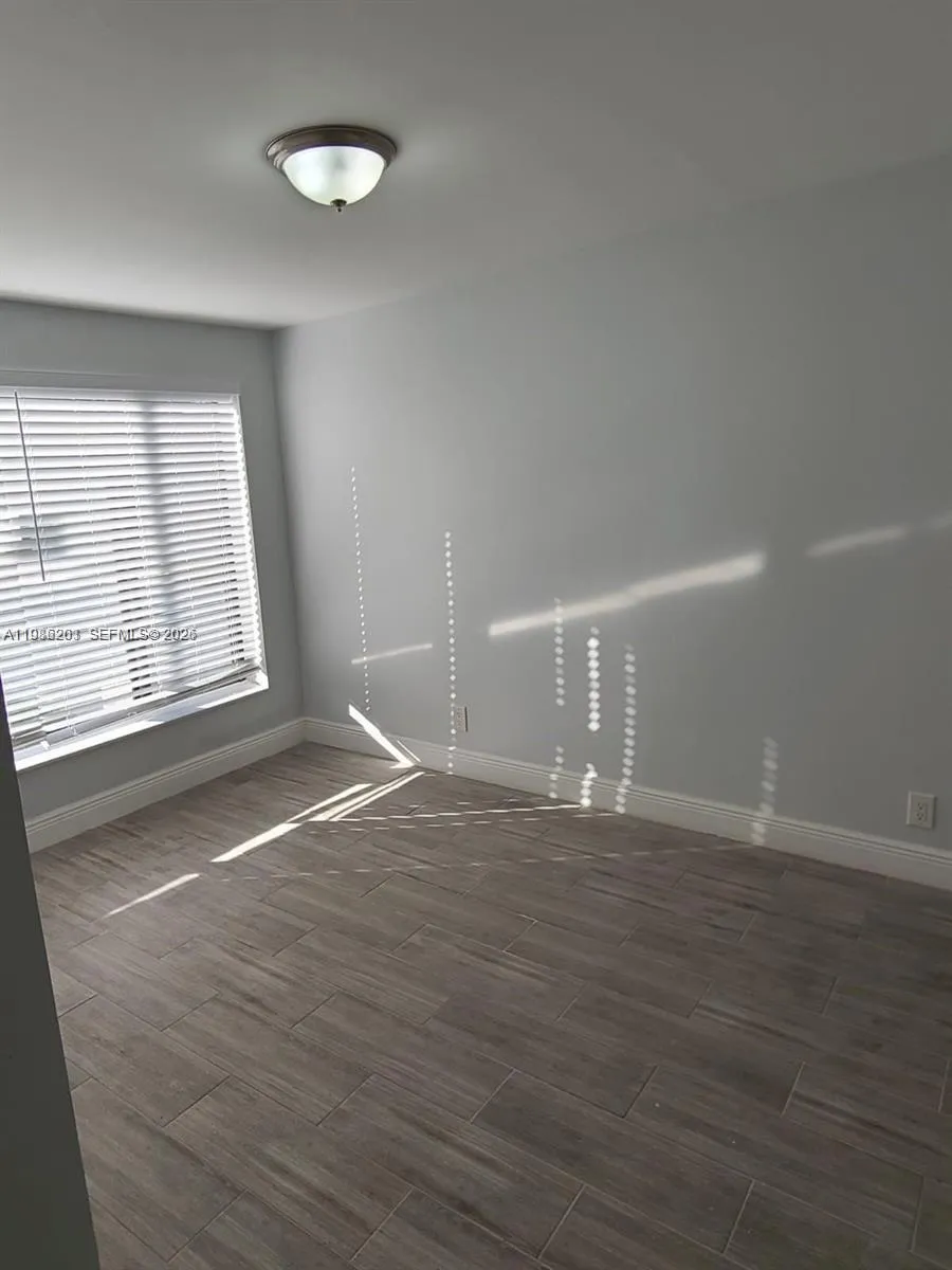 2008 Ne 4th Ave R, Wilton Manors, Florida 33305, Wilton Manors, Florida 33305, 2 Bedrooms Bedrooms, ,2 BathroomsBathrooms,Residential Lease,For Rent,2008 Ne 4th Ave R, Wilton Manors, Florida 33305,A11986201