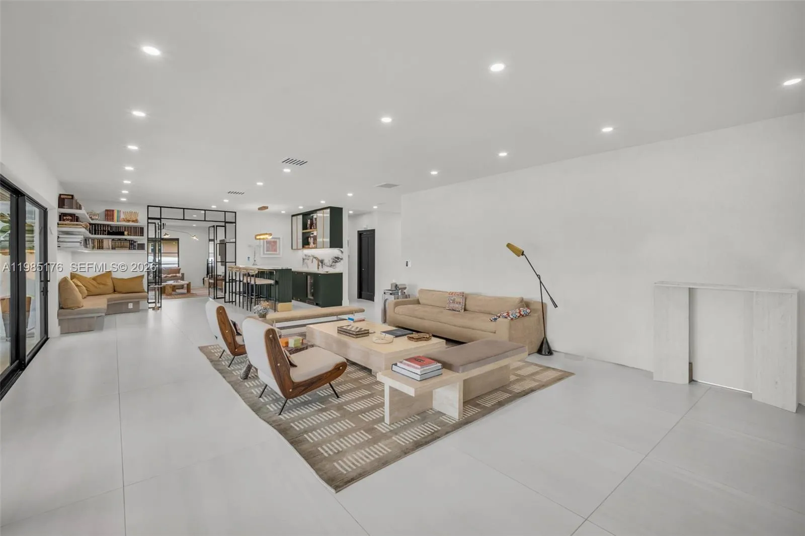 4430 Casper Ct, Hollywood, Florida 33021, Hollywood, Florida 33021, 6 Bedrooms Bedrooms, ,5 BathroomsBathrooms,Residential,For Sale,4430 Casper Ct, Hollywood, Florida 33021,A11985176