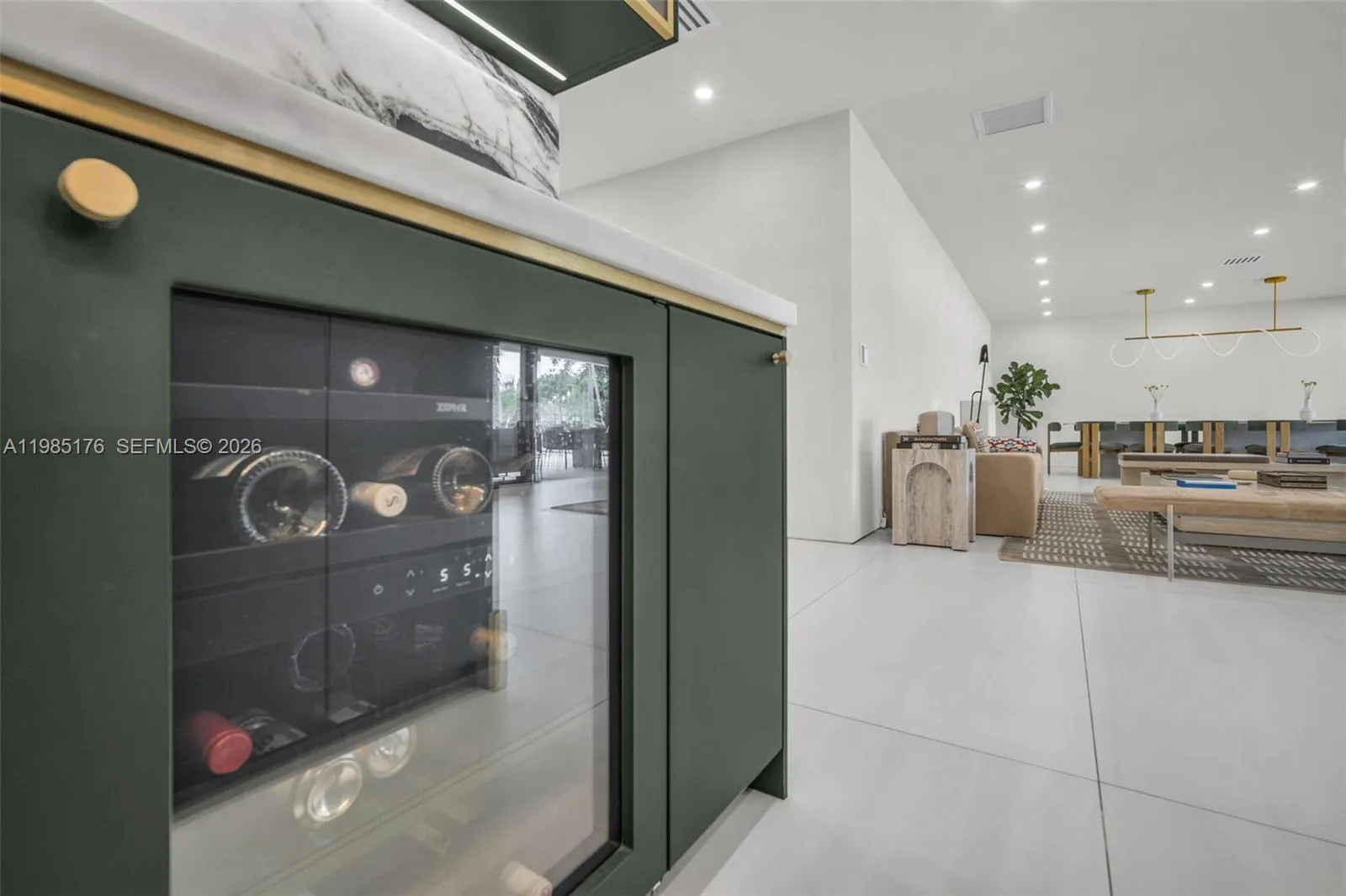 4430 Casper Ct, Hollywood, Florida 33021, Hollywood, Florida 33021, 6 Bedrooms Bedrooms, ,5 BathroomsBathrooms,Residential,For Sale,4430 Casper Ct, Hollywood, Florida 33021,A11985176