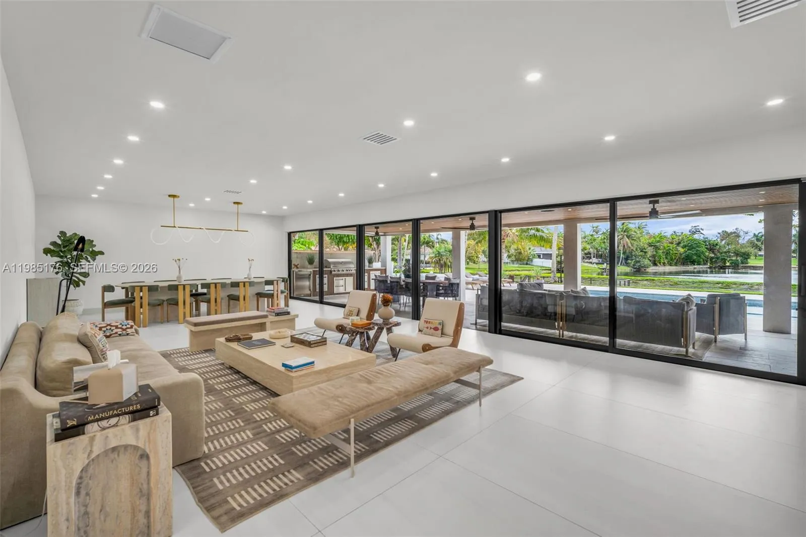 4430 Casper Ct, Hollywood, Florida 33021, Hollywood, Florida 33021, 6 Bedrooms Bedrooms, ,5 BathroomsBathrooms,Residential,For Sale,4430 Casper Ct, Hollywood, Florida 33021,A11985176