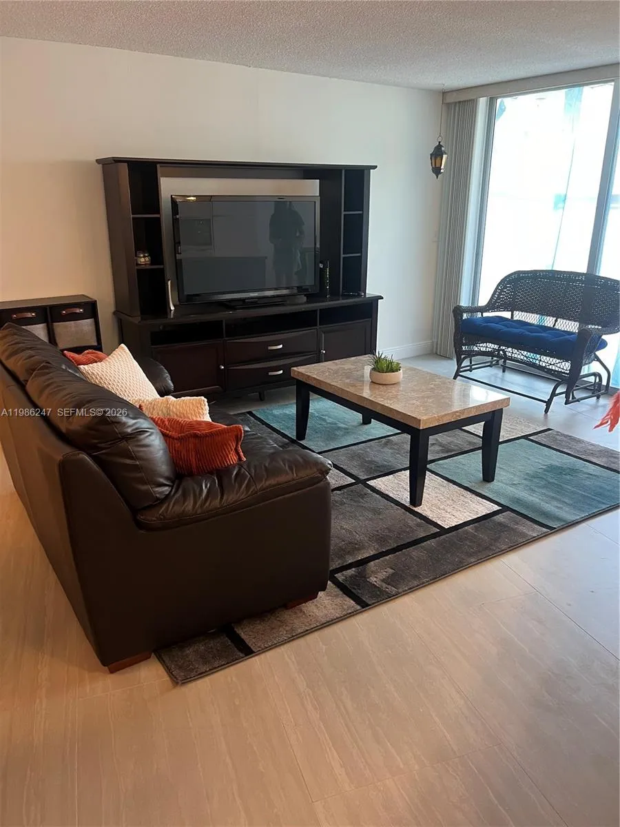 Hallandale Beach, Florida 33009, Hallandale Beach, Florida 33009, 2 Bedrooms Bedrooms, ,2 BathroomsBathrooms,Residential,For Sale, Hallandale Beach, Florida 33009,A11986247