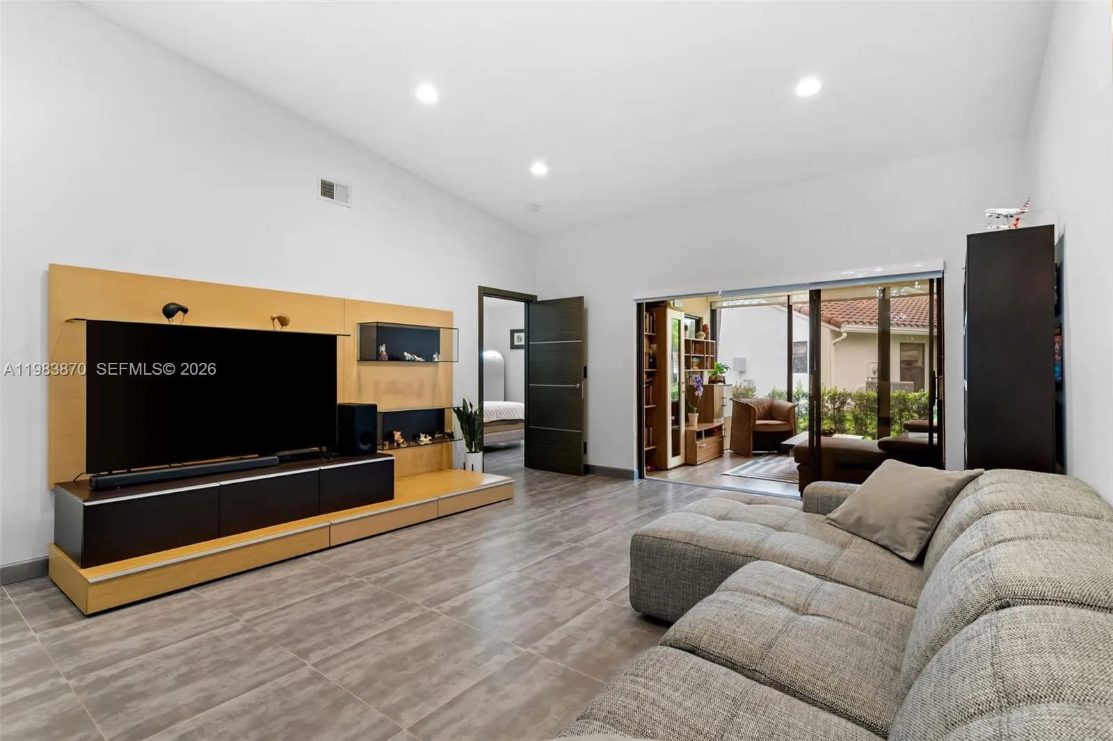 21244 Harbor Way 213-21, Aventura, Florida 33180, Aventura, Florida 33180, 2 Bedrooms Bedrooms, ,2 BathroomsBathrooms,Residential,For Sale,21244 Harbor Way 213-21, Aventura, Florida 33180,A11983870