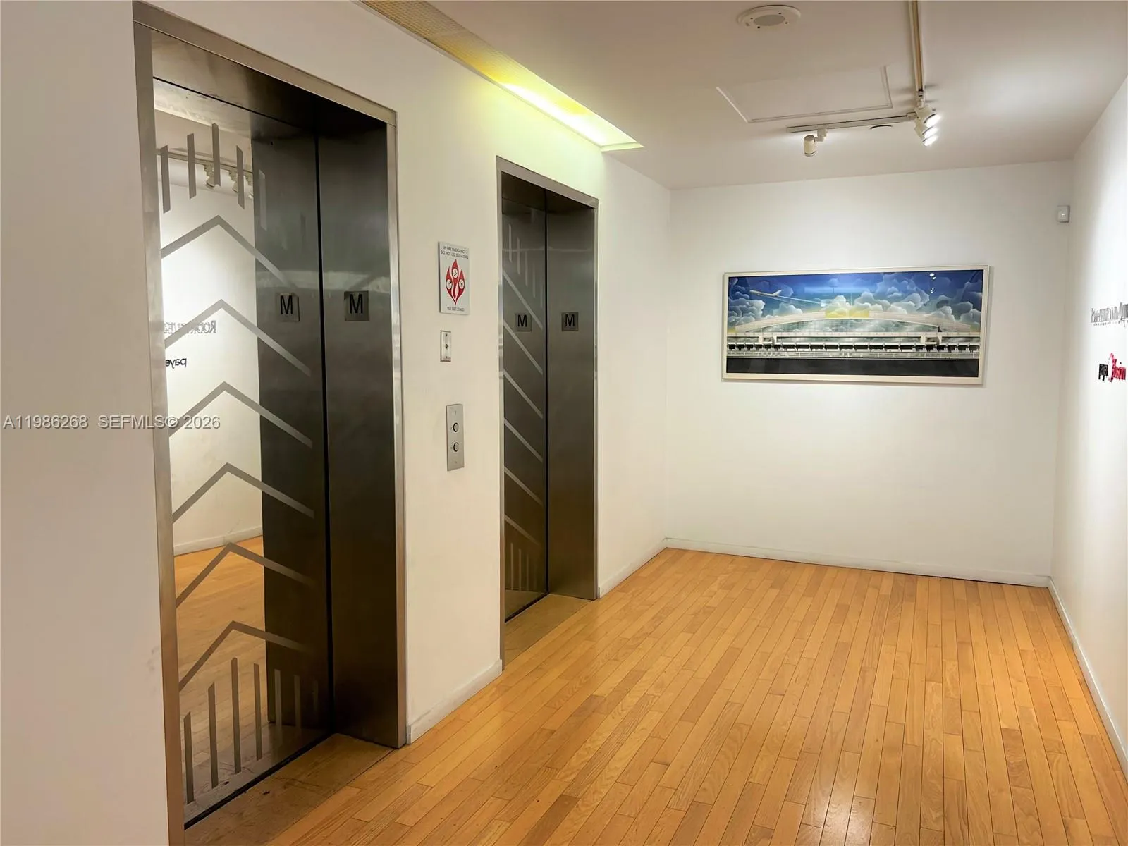 2100 Ponce De Leon Blvd Mezzanine, Coral Gables, F, Coral Gables, Florida 33134, ,Commercial Lease,For Rent,2100 Ponce De Leon Blvd Mezzanine, Coral Gables, F,A11986268