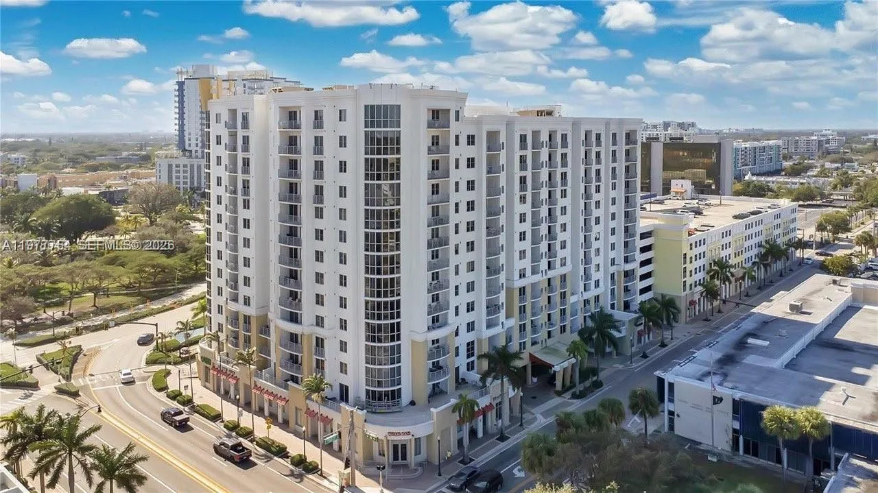 Hollywood, Florida 33020, 1 Bedroom Bedrooms, ,1 BathroomBathrooms,Residential Lease,For Rent,A11977754 Hollywood, Florida 33020, 1 Bedroom Bedrooms, ,1 BathroomBathrooms,Residential Lease,For Rent,A11977754
