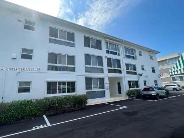 9920 Collins Ave 23, Bal Harbour, Florida 33154, Bal Harbour, Florida 33154, ,1 BathroomBathrooms,Residential,For Sale,9920 Collins Ave 23, Bal Harbour, Florida 33154,A11985736