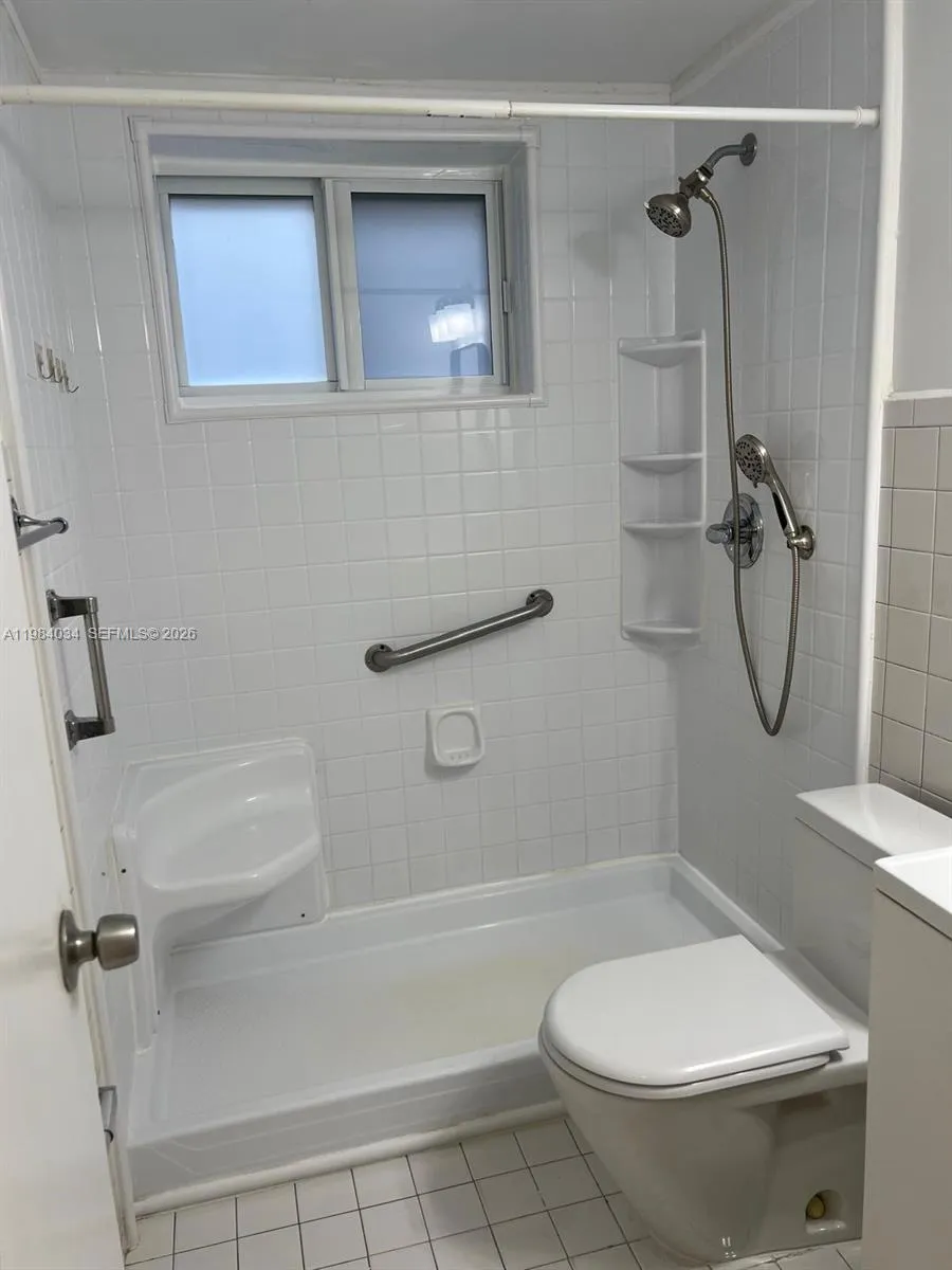 2300 Sw 3rd Ave 4, Miami, Florida 33129, Miami, Florida 33129, 1 Bedroom Bedrooms, ,1 BathroomBathrooms,Residential Lease,For Rent,2300 Sw 3rd Ave 4, Miami, Florida 33129,A11984034