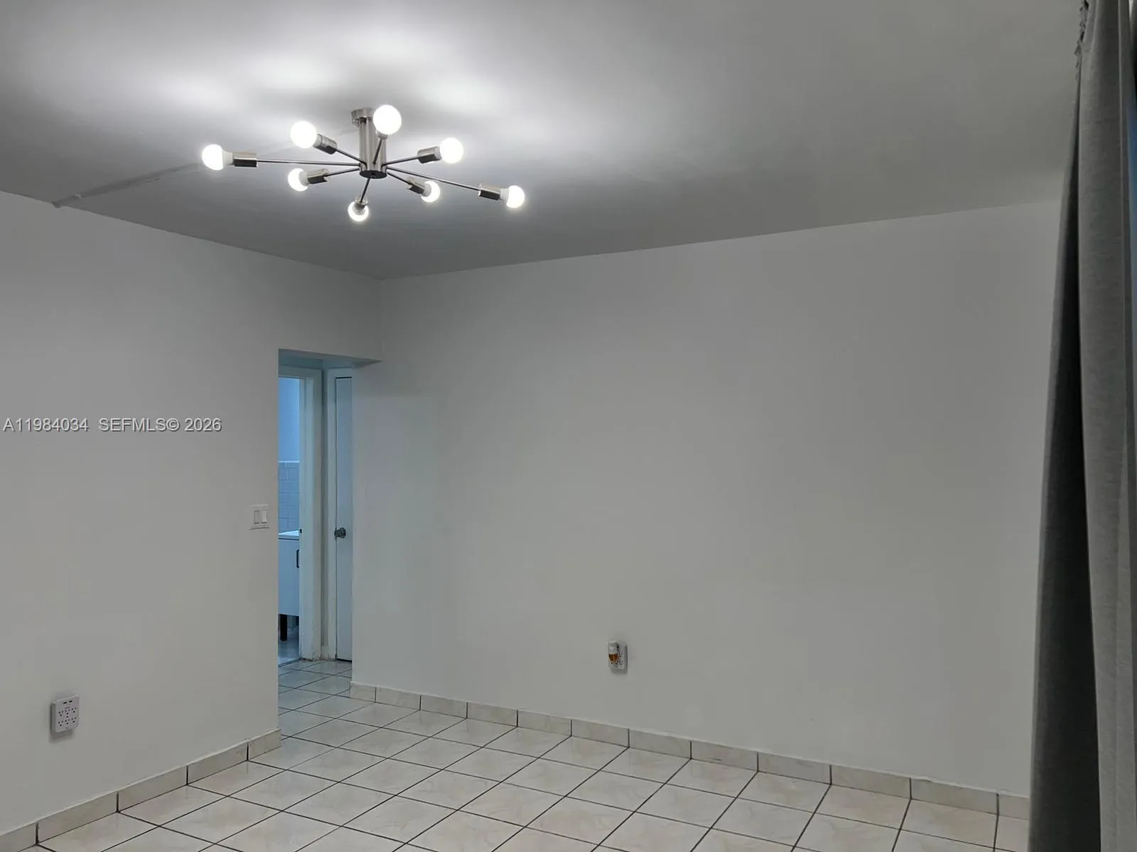 2300 Sw 3rd Ave 4, Miami, Florida 33129, Miami, Florida 33129, 1 Bedroom Bedrooms, ,1 BathroomBathrooms,Residential Lease,For Rent,2300 Sw 3rd Ave 4, Miami, Florida 33129,A11984034