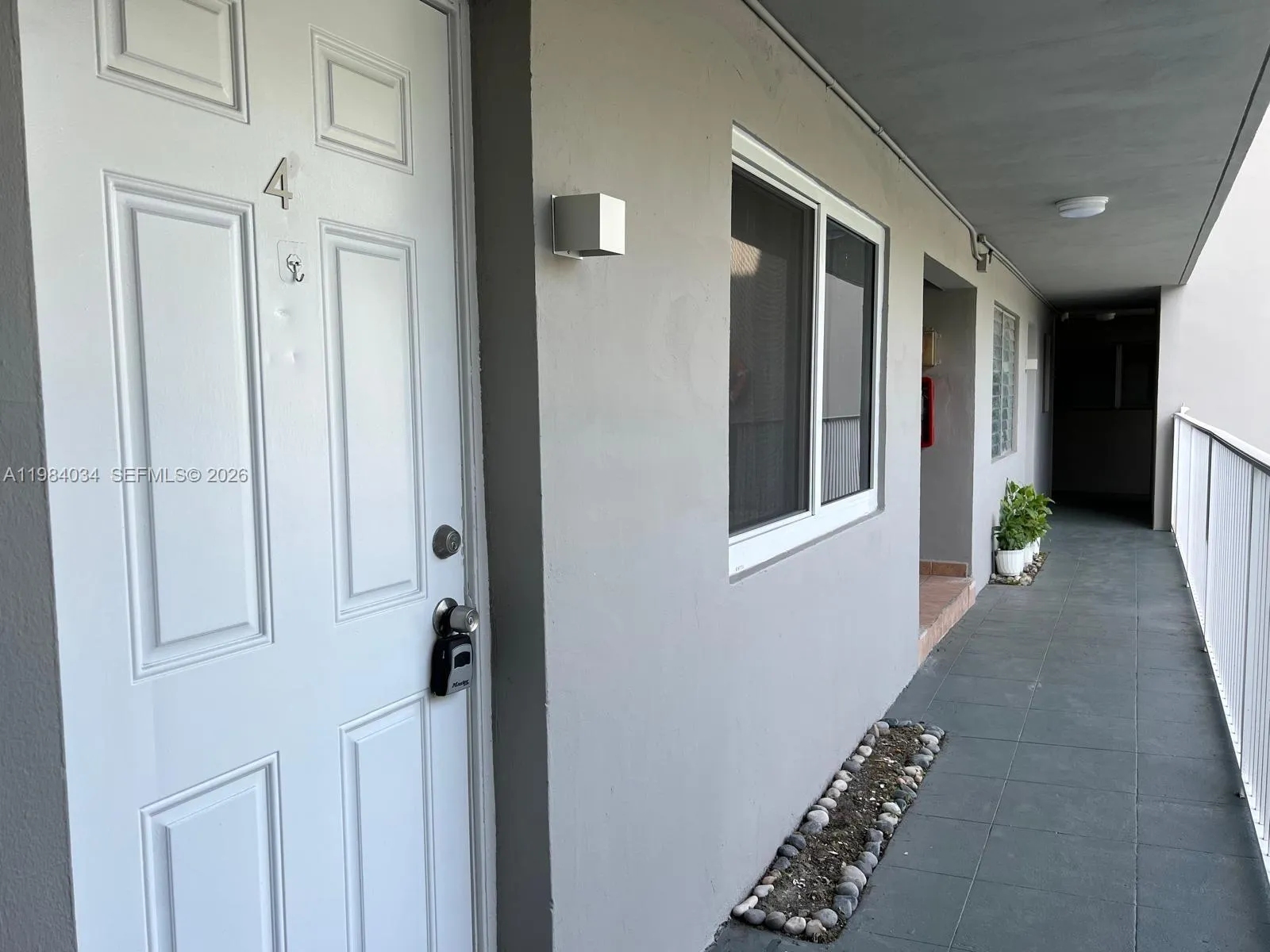 2300 Sw 3rd Ave 4, Miami, Florida 33129, Miami, Florida 33129, 1 Bedroom Bedrooms, ,1 BathroomBathrooms,Residential Lease,For Rent,2300 Sw 3rd Ave 4, Miami, Florida 33129,A11984034