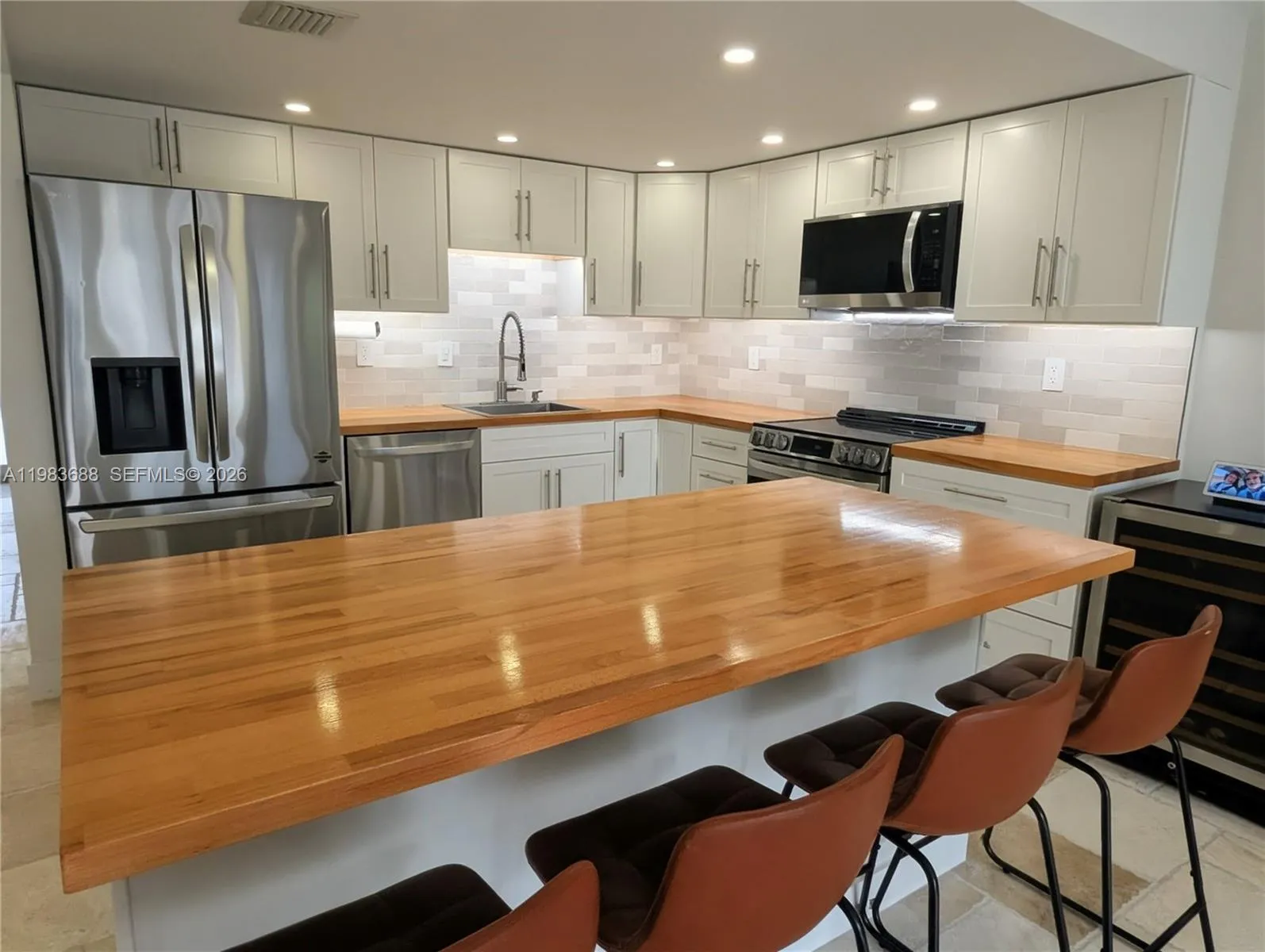 3789 Ne 167th St 42, North Miami Beach, Florida 33, North Miami Beach, Florida 33160, 3 Bedrooms Bedrooms, ,2 BathroomsBathrooms,Residential,For Sale,3789 Ne 167th St 42, North Miami Beach, Florida 33,A11983688