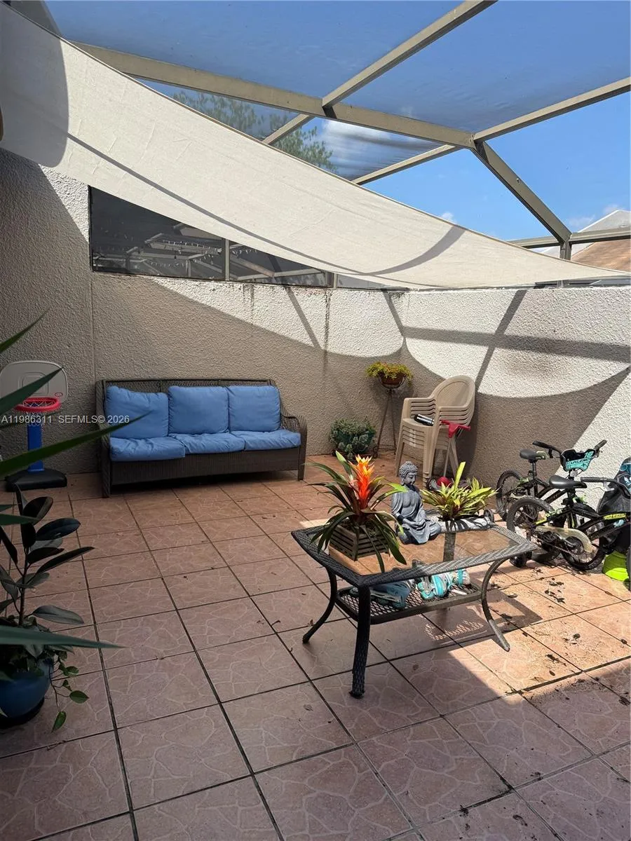 1461 Nw 113th Ave, Pembroke Pines, Florida 33026, Pembroke Pines, Florida 33026, 3 Bedrooms Bedrooms, ,3 BathroomsBathrooms,Residential,For Sale,1461 Nw 113th Ave, Pembroke Pines, Florida 33026,A11986311