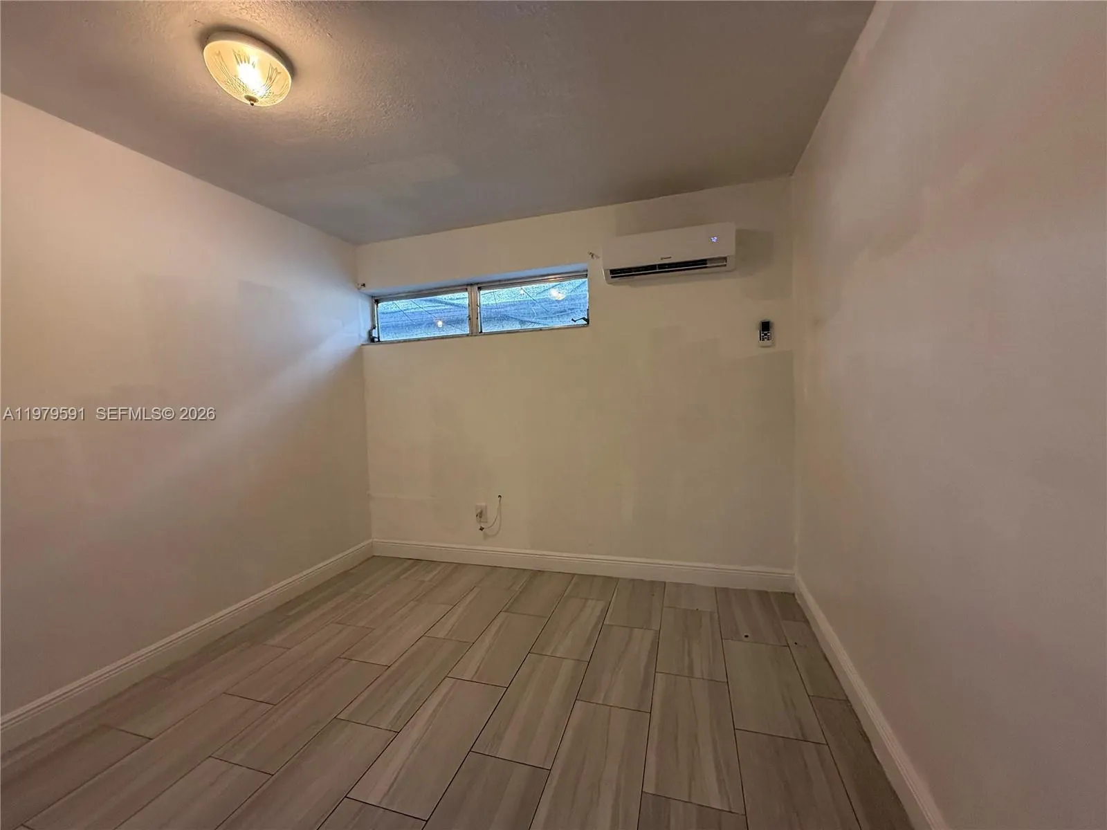 7550 Nw 2nd Ter 7550, Miami, Florida 33126, Miami, Florida 33126, 2 Bedrooms Bedrooms, ,1 BathroomBathrooms,Residential Lease,For Rent,7550 Nw 2nd Ter 7550, Miami, Florida 33126,A11979591