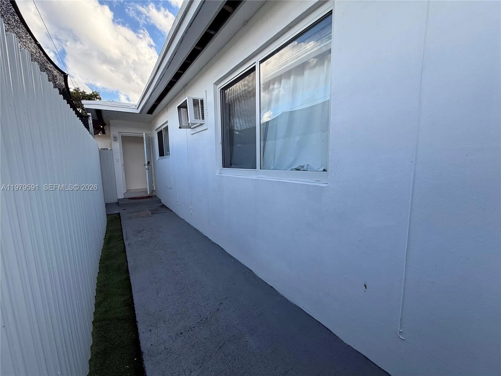 7550 Nw 2nd Ter 7550, Miami, Florida 33126, Miami, Florida 33126, 2 Bedrooms Bedrooms, ,1 BathroomBathrooms,Residential Lease,For Rent,7550 Nw 2nd Ter 7550, Miami, Florida 33126,A11979591