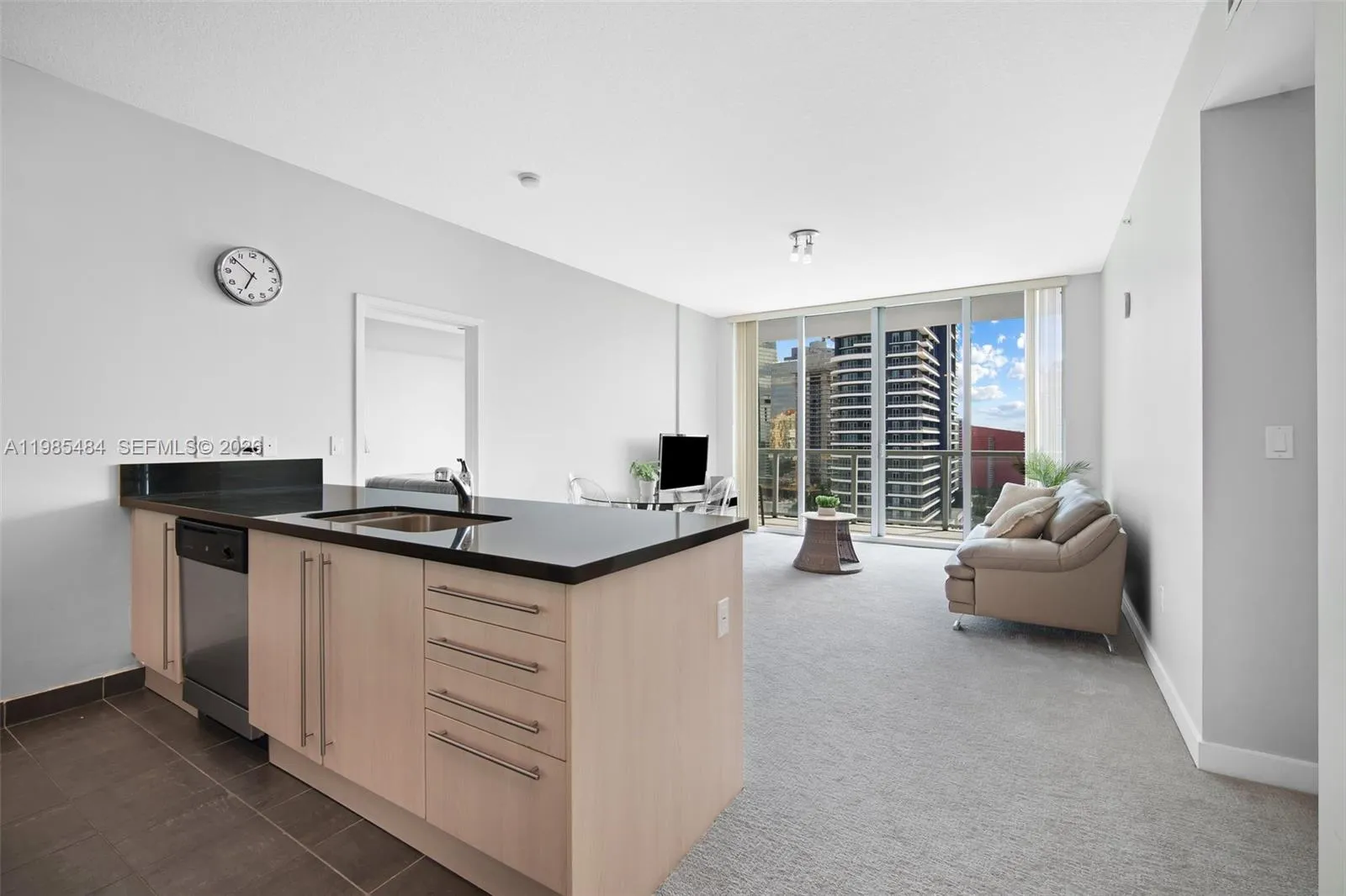 79 Sw 12th St 2503-s, Miami, Florida 33130, Miami, Florida 33130, 2 Bedrooms Bedrooms, ,2 BathroomsBathrooms,Residential Lease,For Rent,79 Sw 12th St 2503-s, Miami, Florida 33130,A11985484