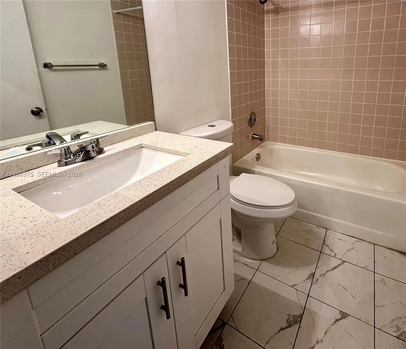 8200 Sw 210th St 209, Cutler Bay, Florida 33189, Cutler Bay, Florida 33189, 2 Bedrooms Bedrooms, ,2 BathroomsBathrooms,Residential Lease,For Rent,8200 Sw 210th St 209, Cutler Bay, Florida 33189,A11986315