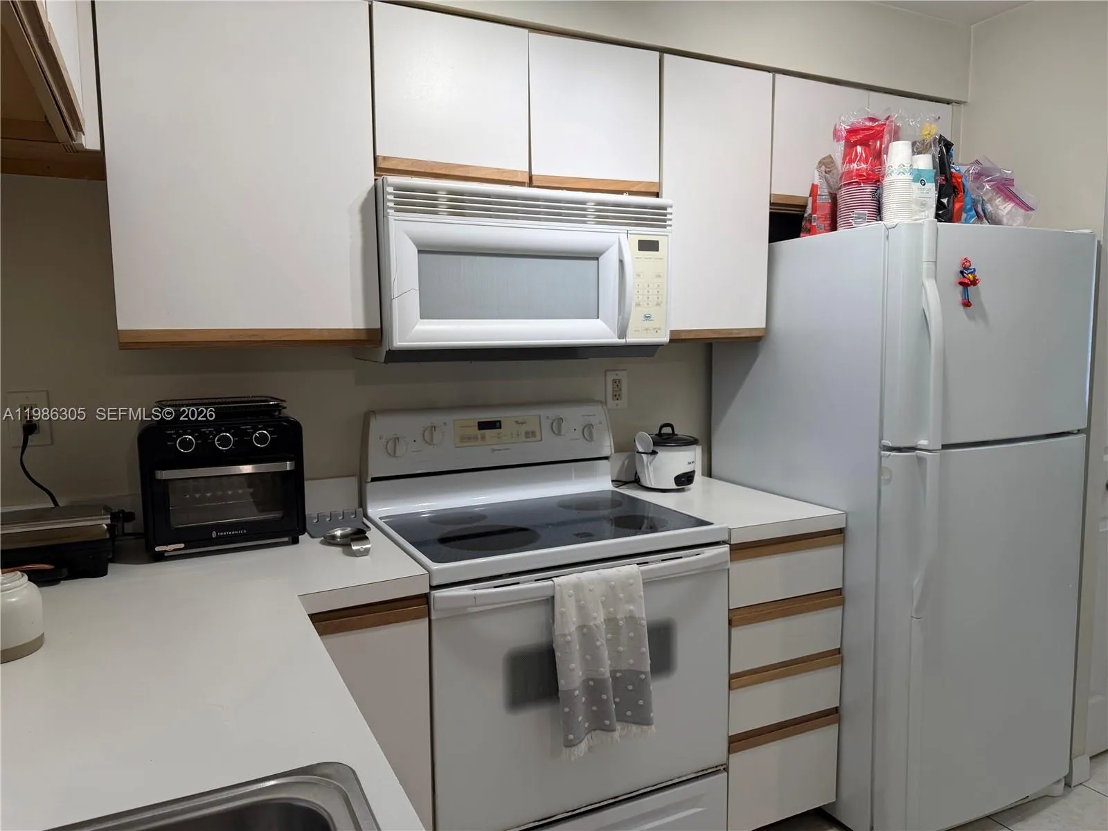 882 Nw 92nd Ave 882, Plantation, Florida 33324, Plantation, Florida 33324, 1 Bedroom Bedrooms, ,1 BathroomBathrooms,Residential Lease,For Rent,882 Nw 92nd Ave 882, Plantation, Florida 33324,A11986305