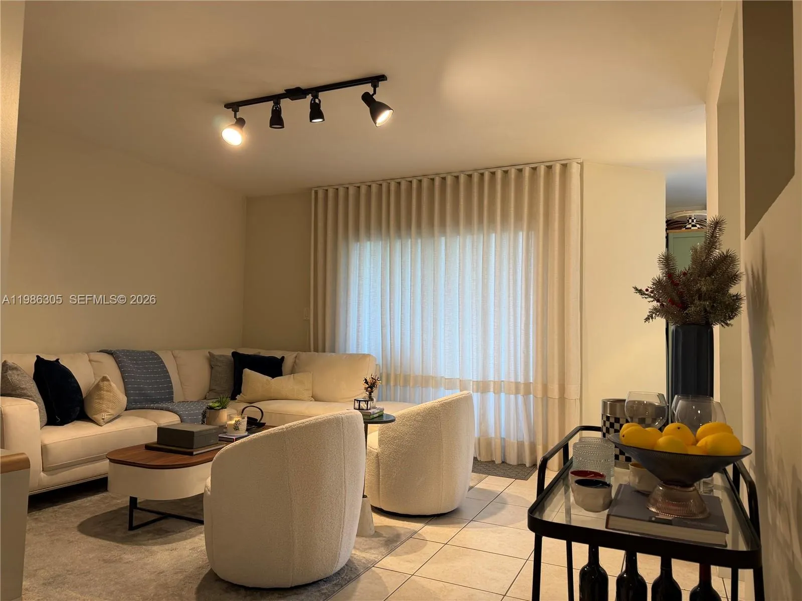 882 Nw 92nd Ave 882, Plantation, Florida 33324, Plantation, Florida 33324, 1 Bedroom Bedrooms, ,1 BathroomBathrooms,Residential Lease,For Rent,882 Nw 92nd Ave 882, Plantation, Florida 33324,A11986305