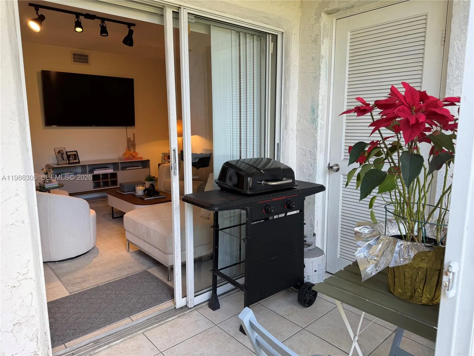 882 Nw 92nd Ave 882, Plantation, Florida 33324, Plantation, Florida 33324, 1 Bedroom Bedrooms, ,1 BathroomBathrooms,Residential Lease,For Rent,882 Nw 92nd Ave 882, Plantation, Florida 33324,A11986305