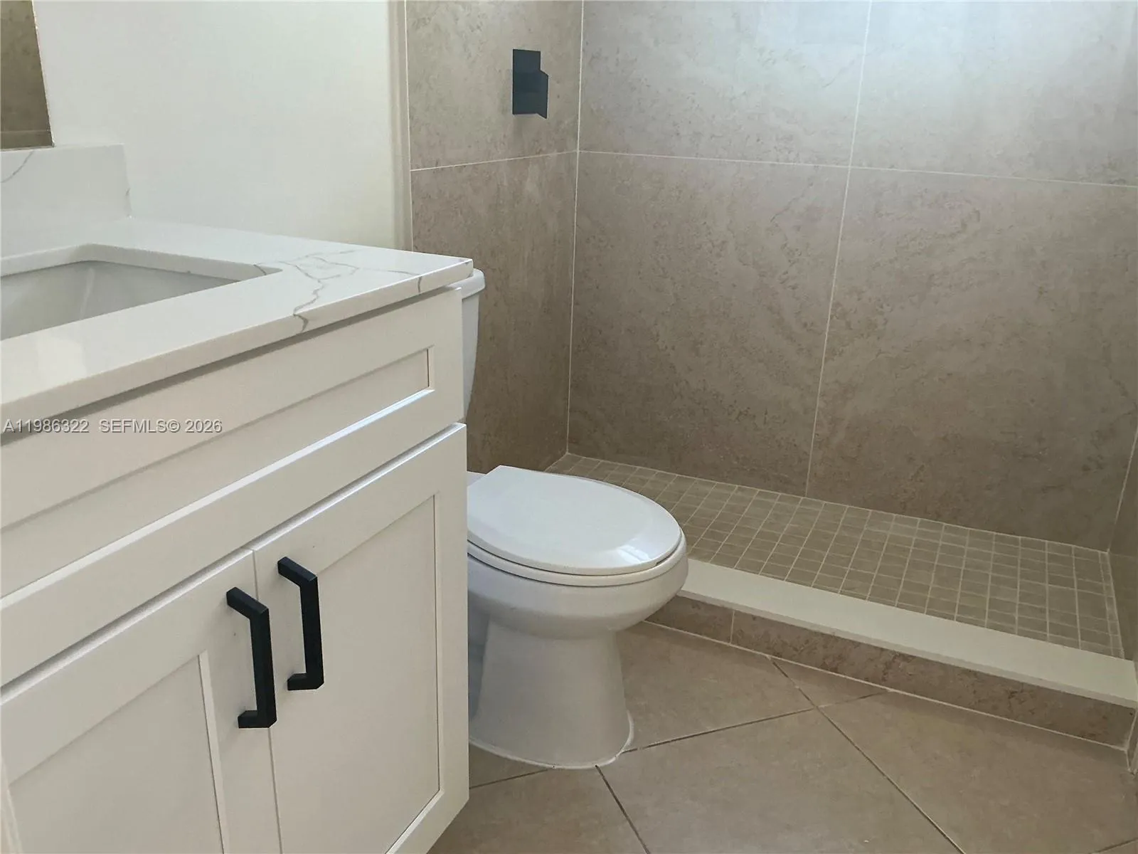 Pompano Beach, Florida 33069, 2 Bedrooms Bedrooms, ,2 BathroomsBathrooms,Residential Lease,For Rent,A11986322