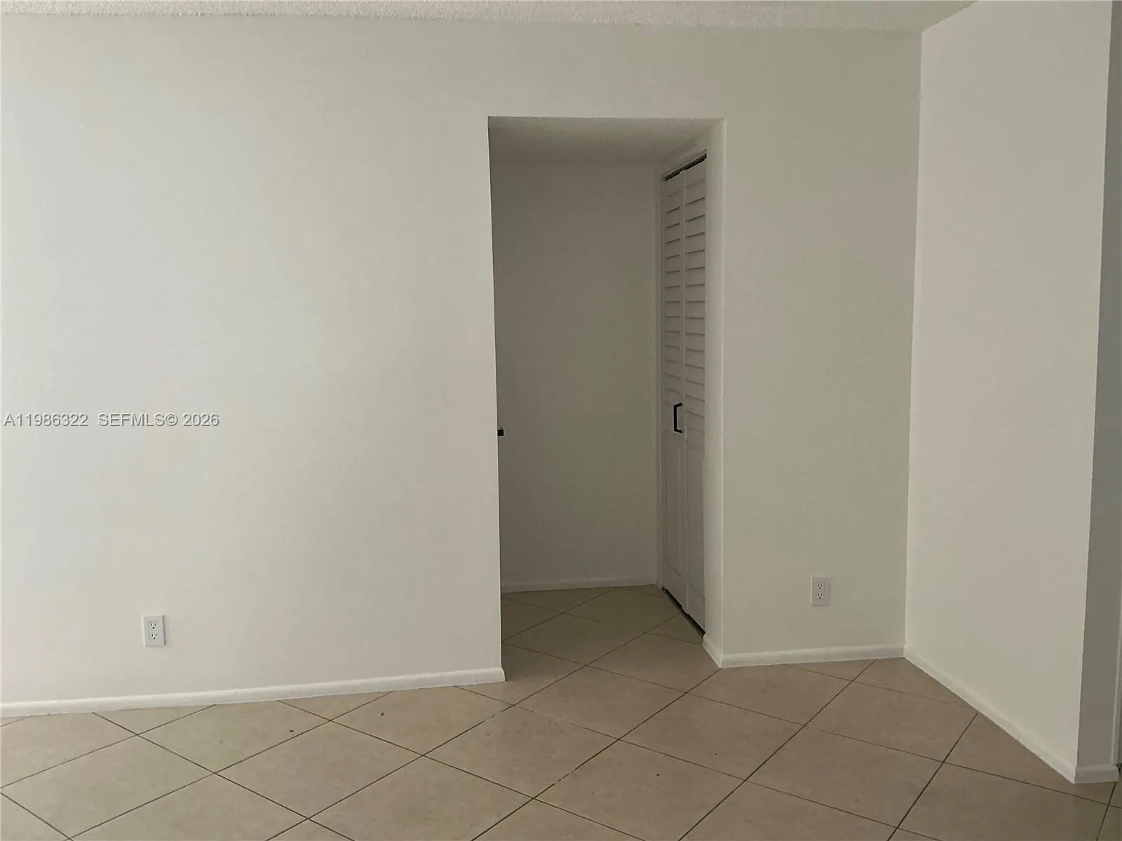 Pompano Beach, Florida 33069, 2 Bedrooms Bedrooms, ,2 BathroomsBathrooms,Residential Lease,For Rent,A11986322