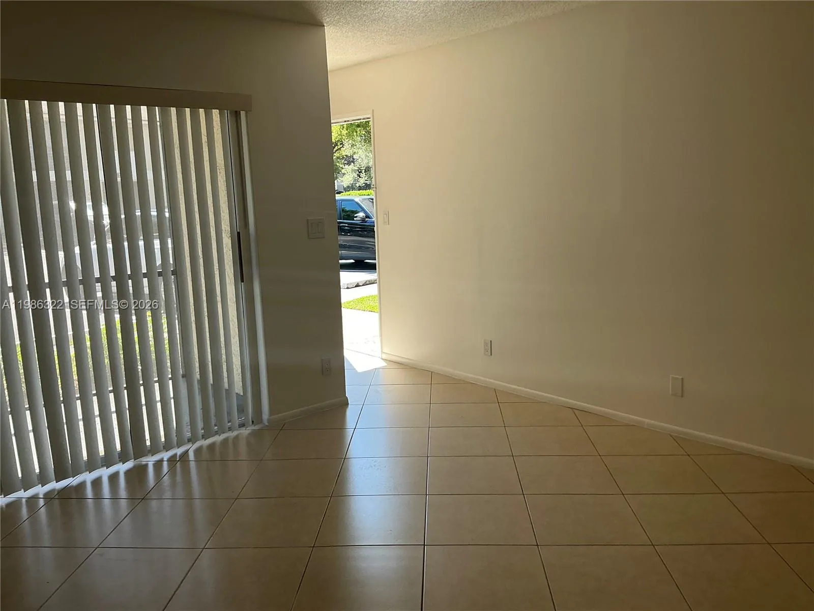 Pompano Beach, Florida 33069, 2 Bedrooms Bedrooms, ,2 BathroomsBathrooms,Residential Lease,For Rent,A11986322