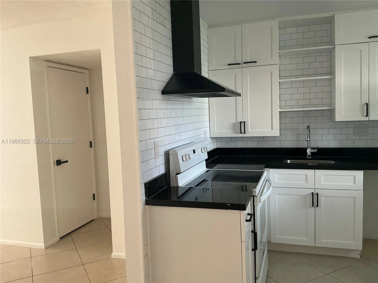 Pompano Beach, Florida 33069, 2 Bedrooms Bedrooms, ,2 BathroomsBathrooms,Residential Lease,For Rent,A11986322