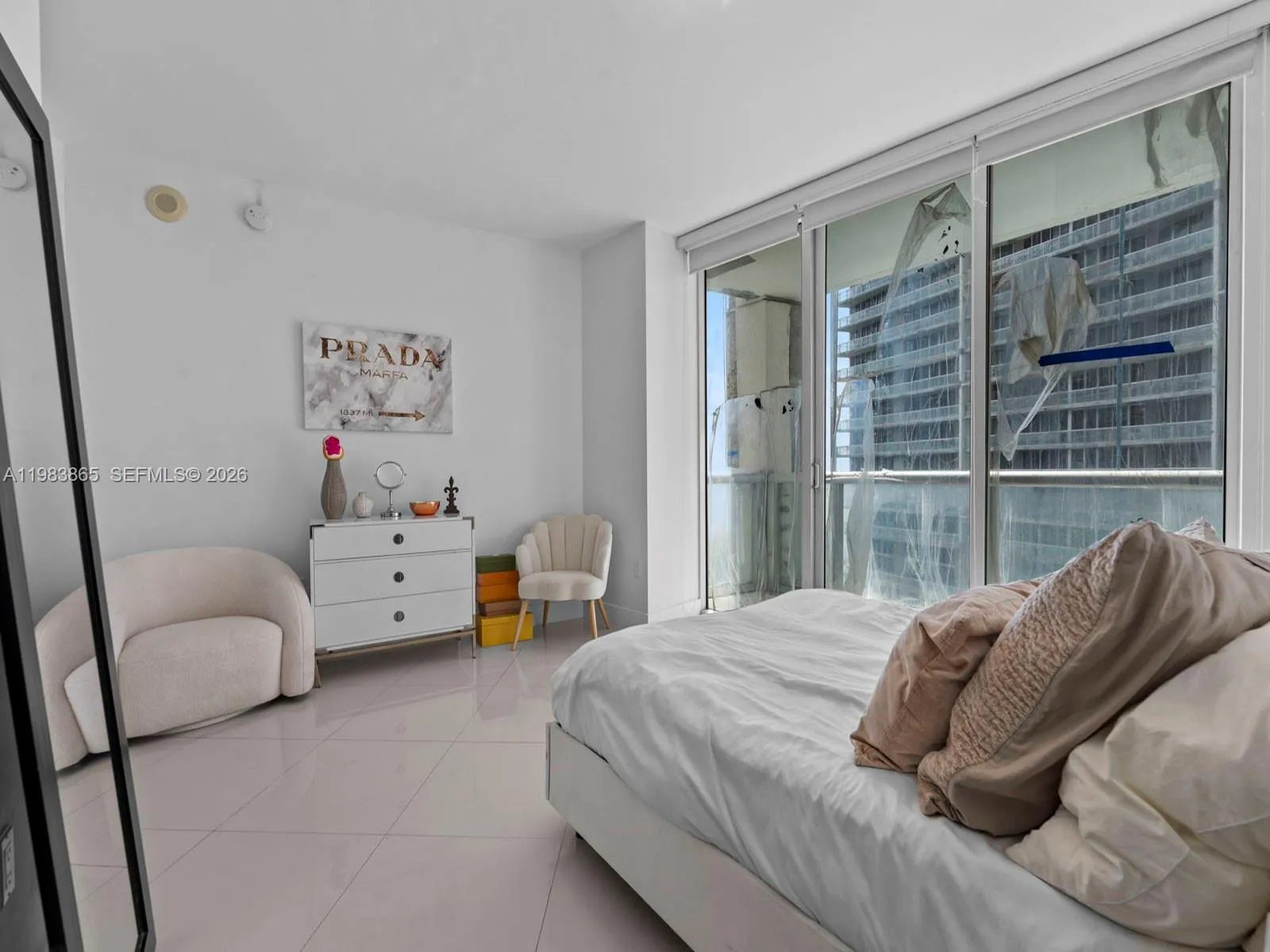 Miami, Florida 33131, 2 Bedrooms Bedrooms, ,2 BathroomsBathrooms,Residential,For Sale,A11983865