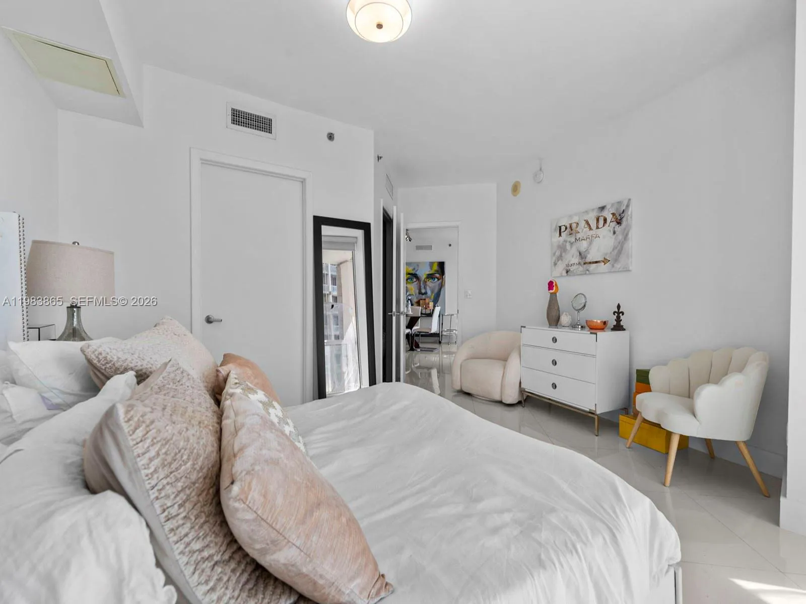 Miami, Florida 33131, 2 Bedrooms Bedrooms, ,2 BathroomsBathrooms,Residential,For Sale,A11983865