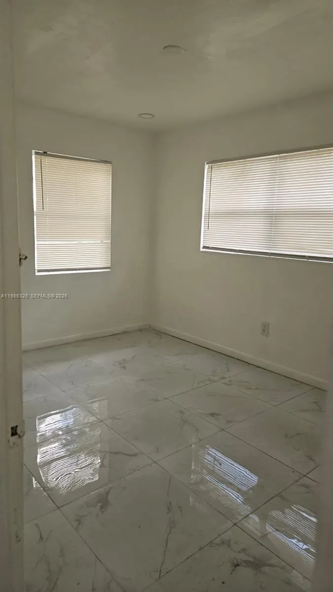 573 Nw 113th St 573, Miami Shores, Florida 33168, Miami Shores, Florida 33168, 2 Bedrooms Bedrooms, ,1 BathroomBathrooms,Residential Lease,For Rent,573 Nw 113th St 573, Miami Shores, Florida 33168,A11986325