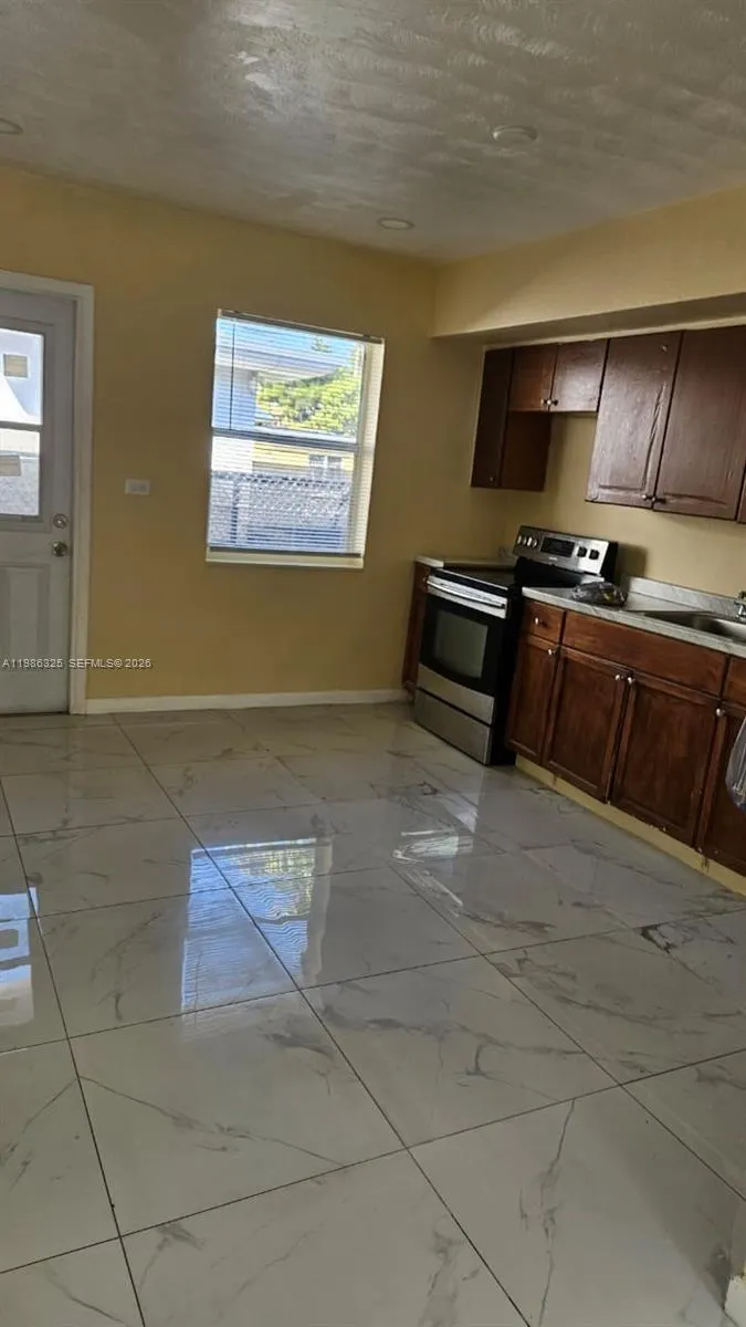 573 Nw 113th St 573, Miami Shores, Florida 33168, Miami Shores, Florida 33168, 2 Bedrooms Bedrooms, ,1 BathroomBathrooms,Residential Lease,For Rent,573 Nw 113th St 573, Miami Shores, Florida 33168,A11986325