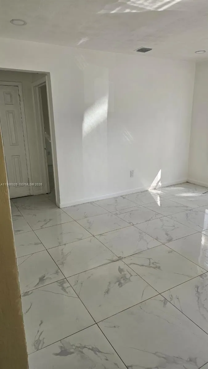 573 Nw 113th St 573, Miami Shores, Florida 33168, Miami Shores, Florida 33168, 2 Bedrooms Bedrooms, ,1 BathroomBathrooms,Residential Lease,For Rent,573 Nw 113th St 573, Miami Shores, Florida 33168,A11986325