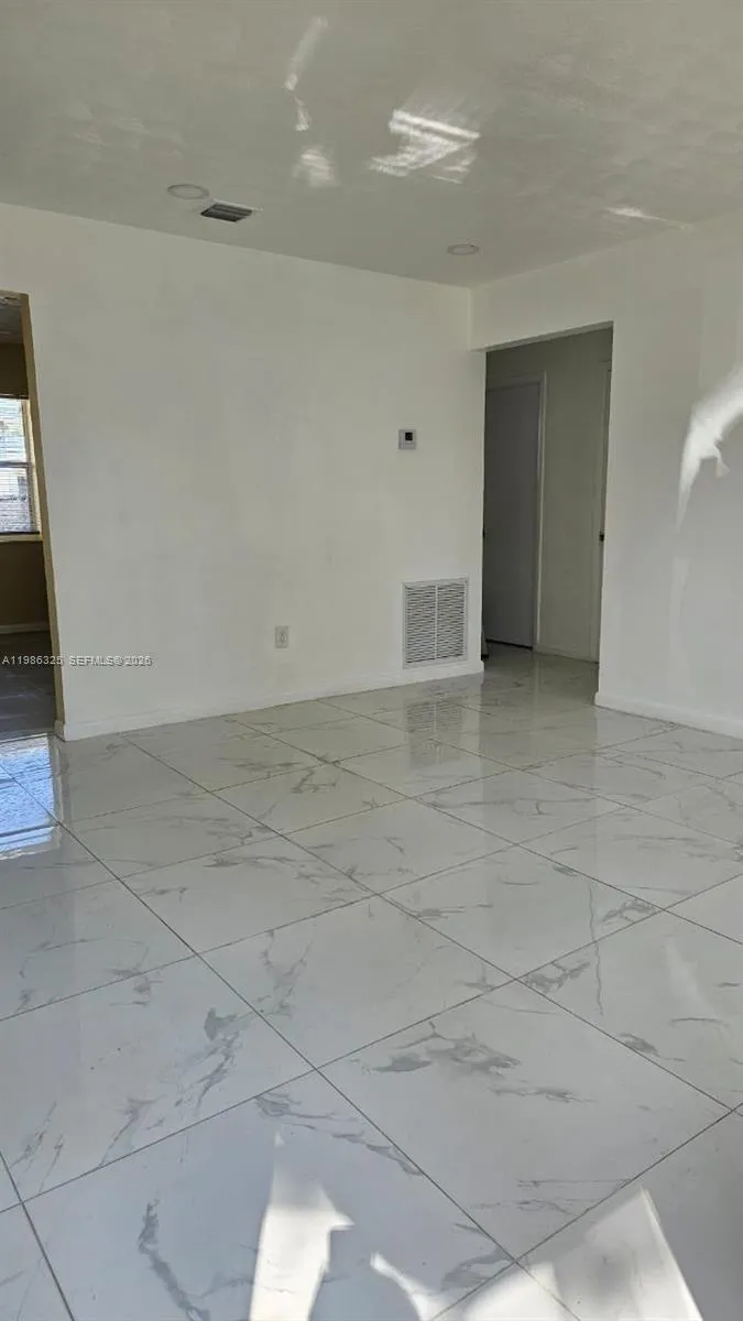 573 Nw 113th St 573, Miami Shores, Florida 33168, Miami Shores, Florida 33168, 2 Bedrooms Bedrooms, ,1 BathroomBathrooms,Residential Lease,For Rent,573 Nw 113th St 573, Miami Shores, Florida 33168,A11986325