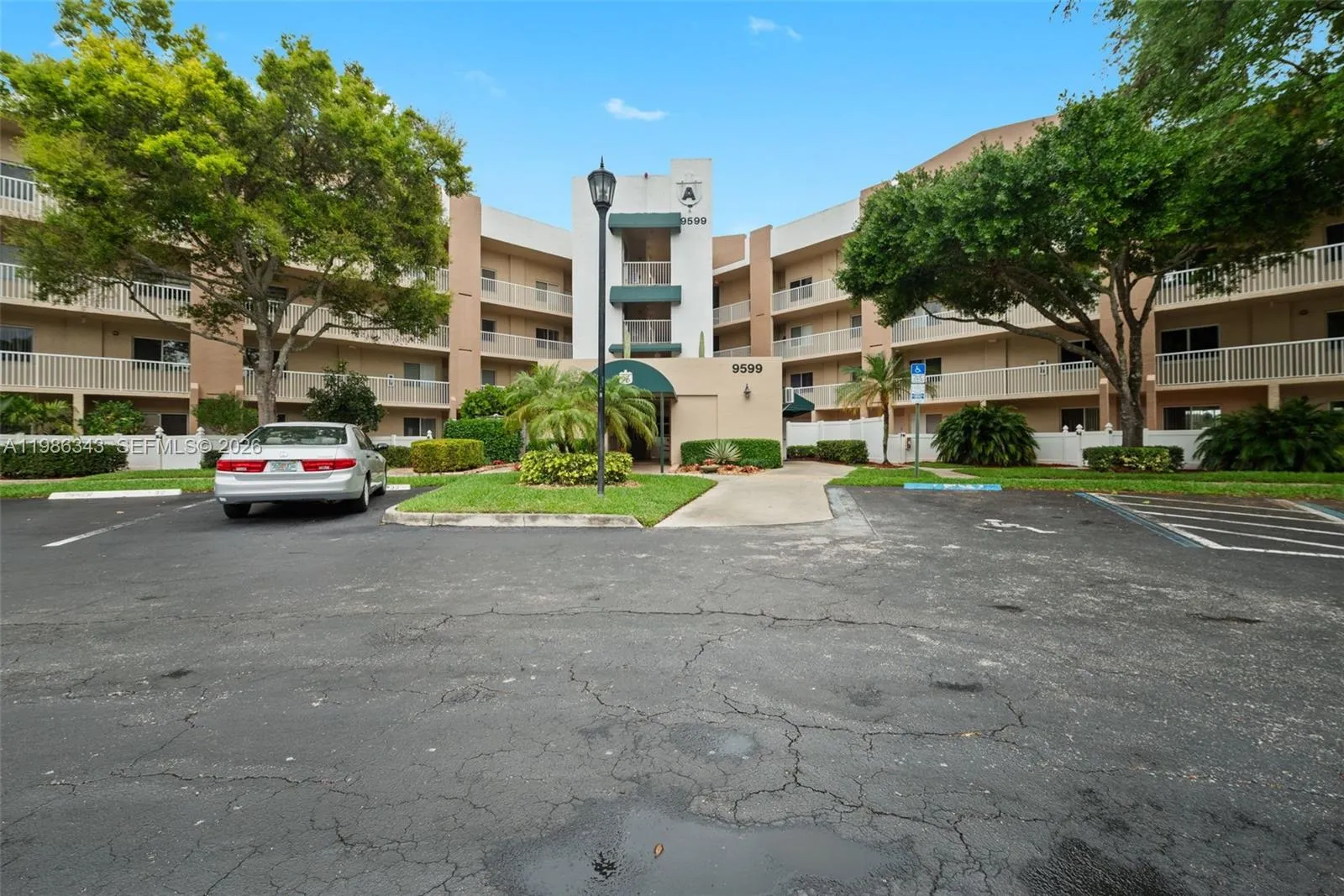 9599 Weldon Cir A112, Tamarac, Florida 33321, Tamarac, Florida 33321, 2 Bedrooms Bedrooms, ,2 BathroomsBathrooms,Residential,For Sale,9599 Weldon Cir A112, Tamarac, Florida 33321,A11986343
