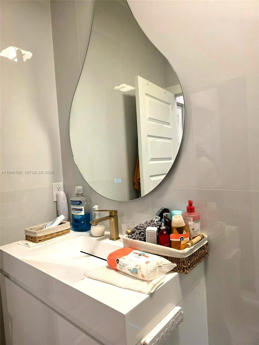 15785 Nw 91st Ct, Miami Lakes, Florida 33018, Miami Lakes, Florida 33018, 3 Bedrooms Bedrooms, ,2 BathroomsBathrooms,Residential Lease,For Rent,15785 Nw 91st Ct, Miami Lakes, Florida 33018,A11986190