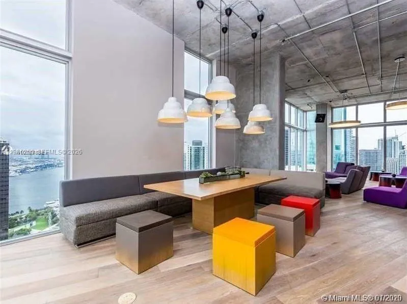 151 Se 1st St 801, Miami, Florida 33131, Miami, Florida 33131, 2 Bedrooms Bedrooms, ,2 BathroomsBathrooms,Residential Lease,For Rent,151 Se 1st St 801, Miami, Florida 33131,A11986255