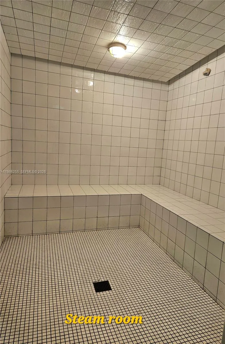 151 Se 1st St 801, Miami, Florida 33131, Miami, Florida 33131, 2 Bedrooms Bedrooms, ,2 BathroomsBathrooms,Residential Lease,For Rent,151 Se 1st St 801, Miami, Florida 33131,A11986255