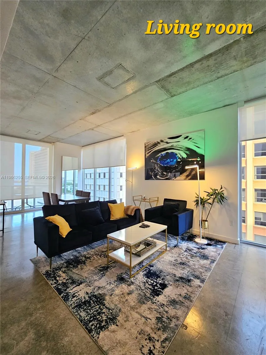 151 Se 1st St 801, Miami, Florida 33131, Miami, Florida 33131, 2 Bedrooms Bedrooms, ,2 BathroomsBathrooms,Residential Lease,For Rent,151 Se 1st St 801, Miami, Florida 33131,A11986255