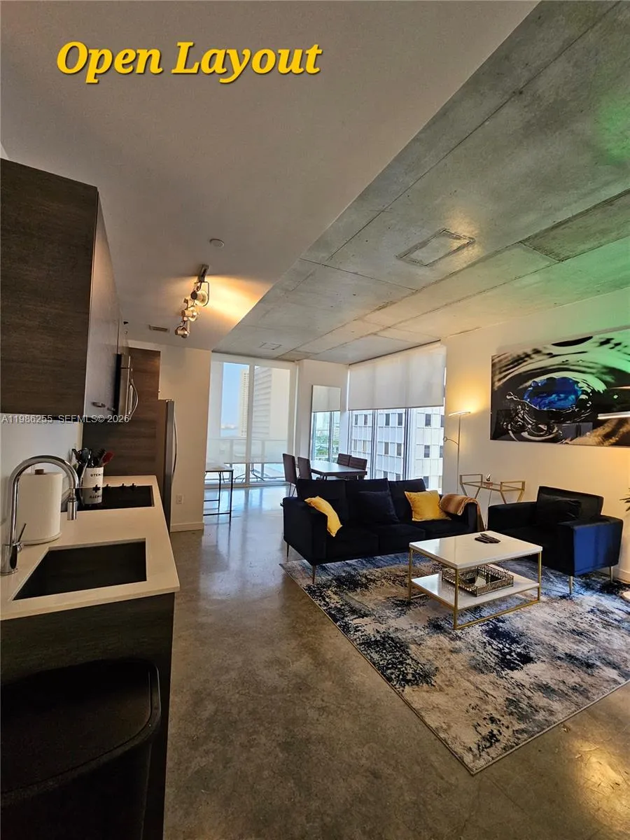 151 Se 1st St 801, Miami, Florida 33131, Miami, Florida 33131, 2 Bedrooms Bedrooms, ,2 BathroomsBathrooms,Residential Lease,For Rent,151 Se 1st St 801, Miami, Florida 33131,A11986255